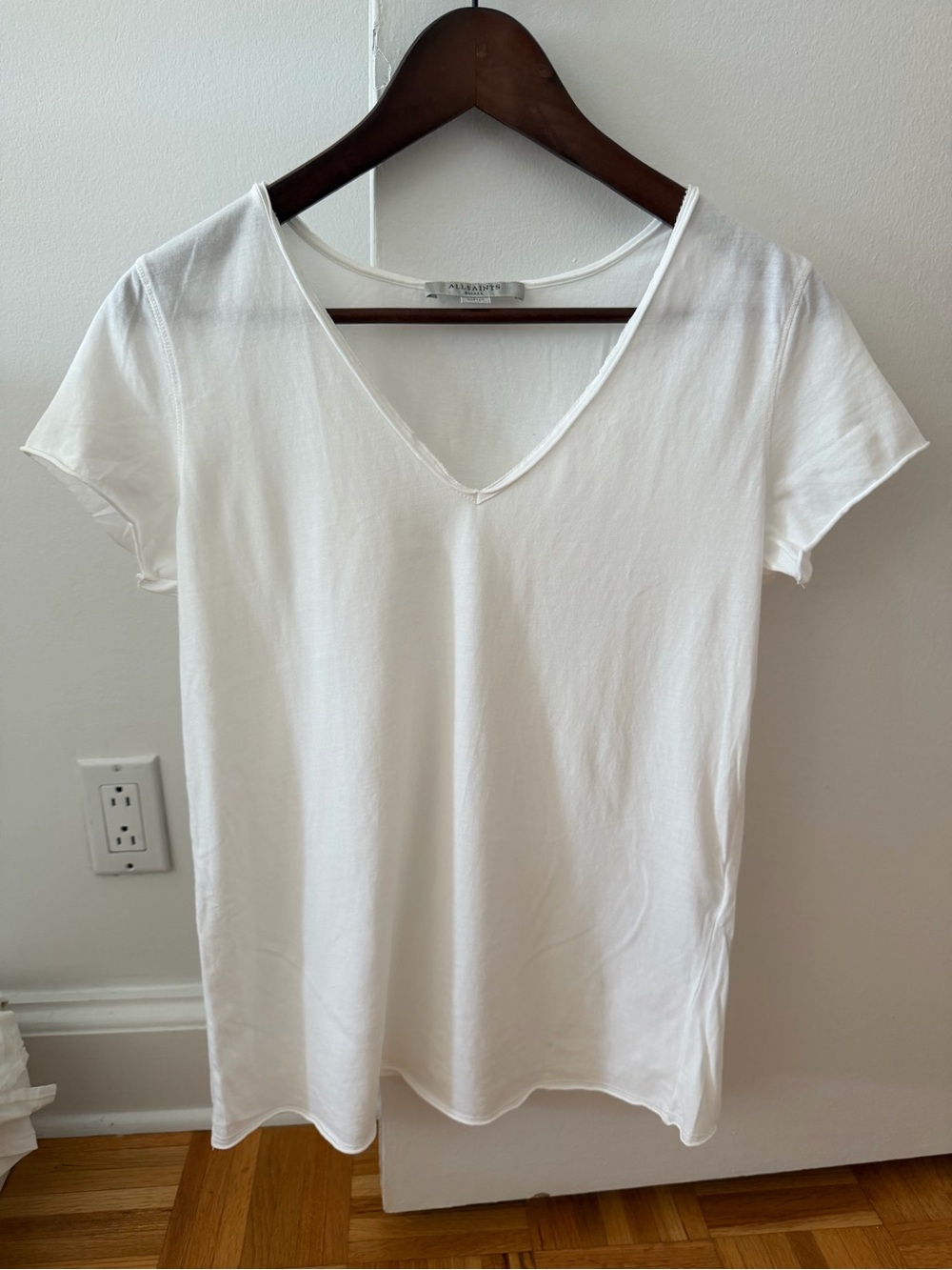 All Saints White - S - WOMEN -V-Neck Short Sleeve Top
